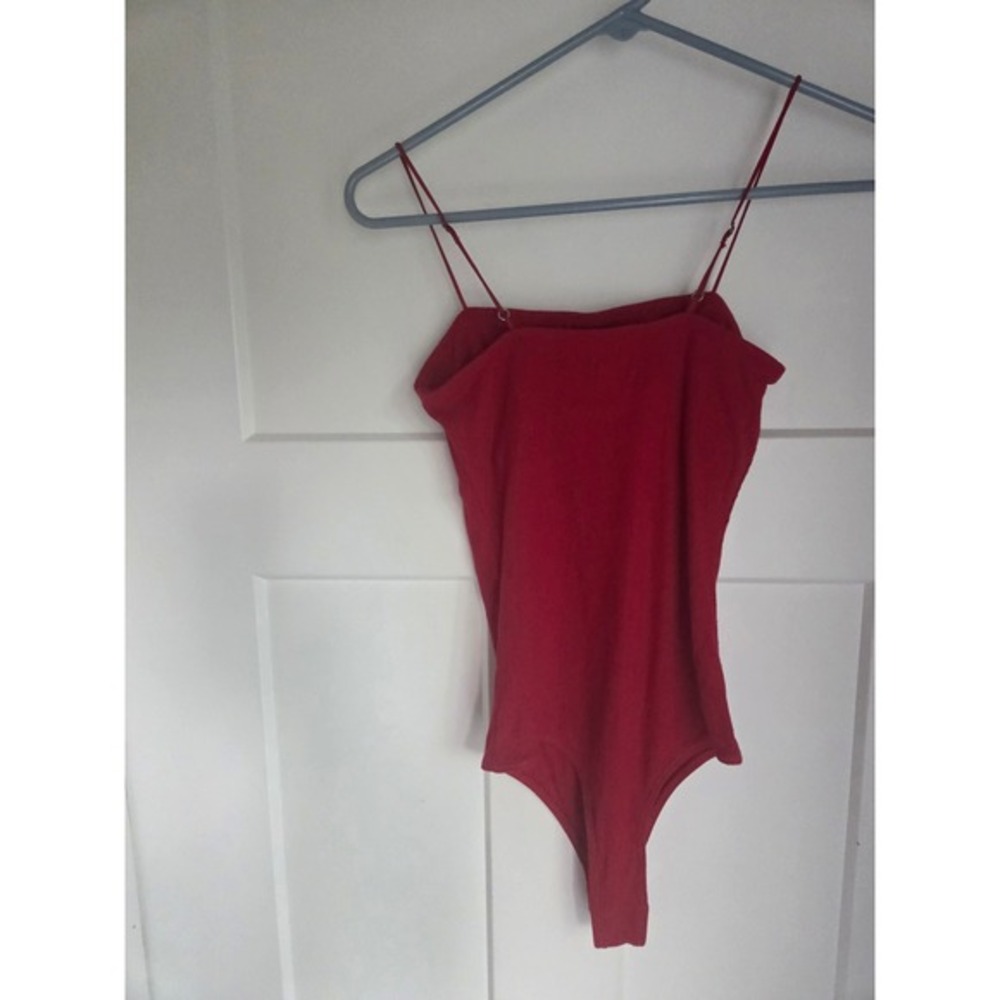 Hollister Red‎ Ribbed Bodysuit Adjustable Spaghetti Straps Small